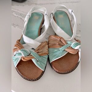 LUXE Florentine ~ made in Spain ~ strappy sandals ~ size 6.5 or EU 37
